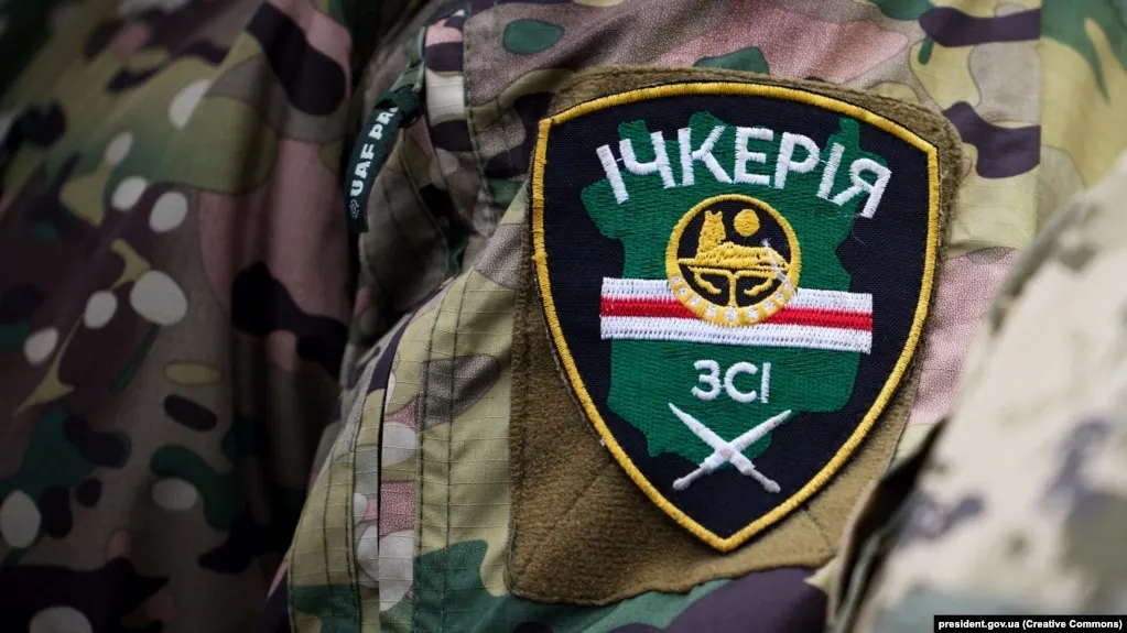 Росфинмониторинг включил «Чеченскую Республику Ичкерию» и её зарубежные структуры в перечень террористов и экстремистов после решения суда в Грозном о признании организации террористической и запрете её деятельности в России.
