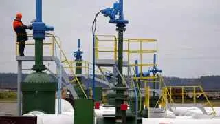 Прокачка нефти по украинскому участку магистрального нефтепровода «Дружба» в сторону Венгрии и Словакии возобновляется после завершения ремонта и отмены режима форс-мажора.