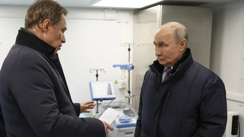 Президент потребовал увеличить охват диспансеризации для оценки репродуктивного здоровья, заявив о необходимости проверять функции и у мужчин, и у женщин. Это происходит на фоне многолетнего снижения числа рождений и принятия стратегии «семейноцентризма».