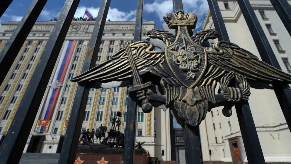 Предложен механизм передачи в распоряжение военного ведомства акций, земли, техники и производственных площадок национализированных предприятий стройотрасли для ускорения выполнения гособоронзаказа.