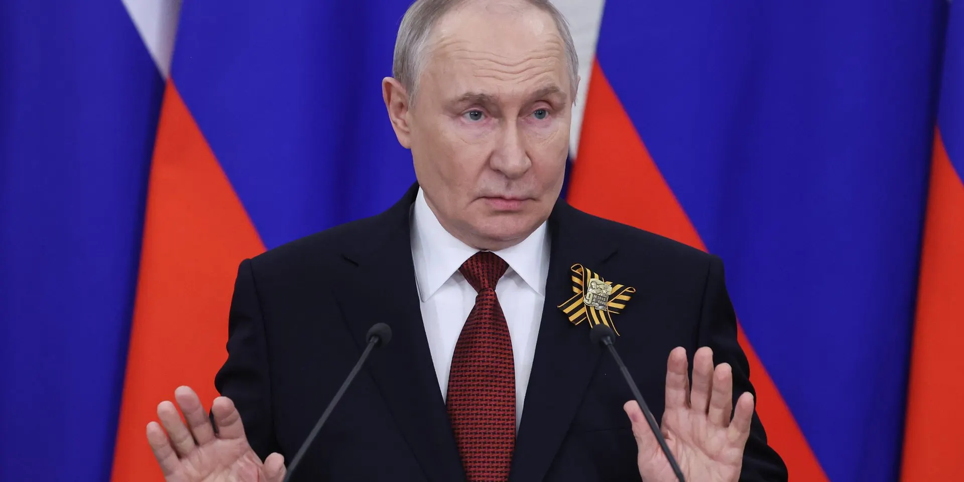 Высокопоставленные чиновники Минфина и Центробанка предупредили, что бюджет не выдержит текущего уровня расходов на войну. Власти поручили найти сокращения в невоенных статьях, хотя Минобороны настаивает на увеличении финансирования.