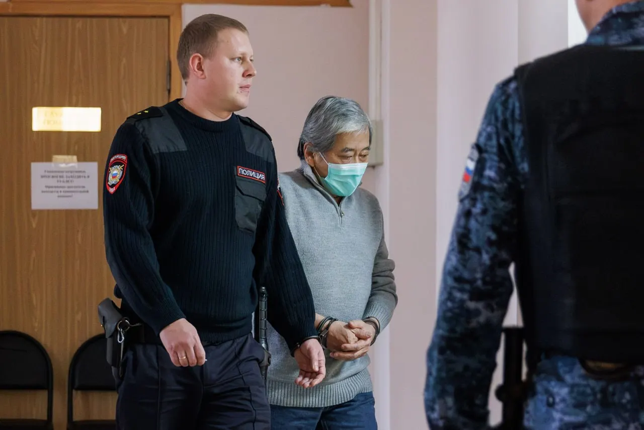 Материалы уголовного дела поступили в картотеку Верховного суда и переданы третьему судебному составу уголовной коллегии.
