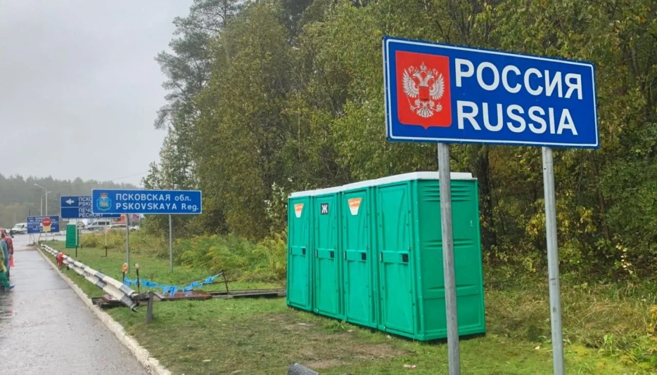 В 21-м пакете санкций предлагается лишить шенгенских виз всех, кто служил в российских вооружённых силах или прокси‑формированиях с начала полномасштабного вторжения; критерии включения в списки и применение правил к срочникам и дезертирам остаются неясными.