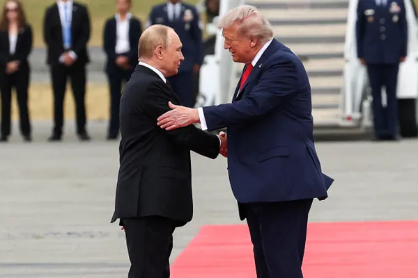 Президент заявил, что Москва готова вести мирные переговоры с Киевом, опираясь на договорённости, достигнутые в Стамбуле весной 2022 года.