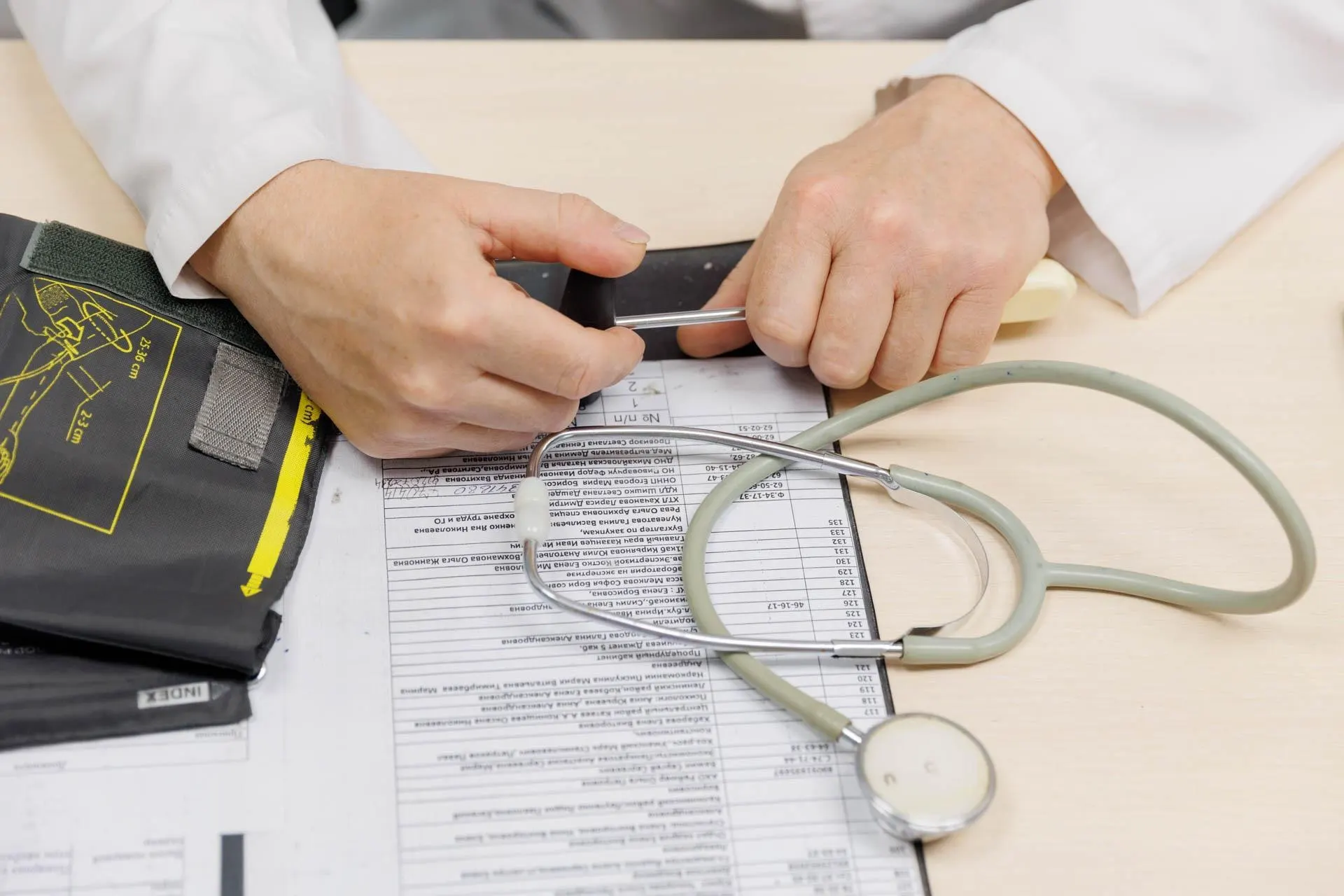 За фиктивные медицинские справки теперь возможна уголовная ответственность: лишение свободы и многомиллионные штрафы.