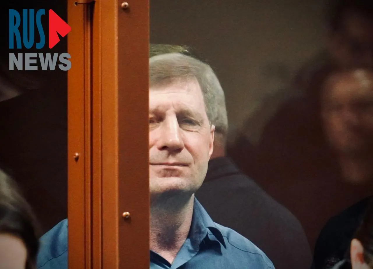 Железнодорожный суд Хабаровска отменил распоряжение об изъятии дома и решил оставить жильё за родственниками экс‑губернатора.