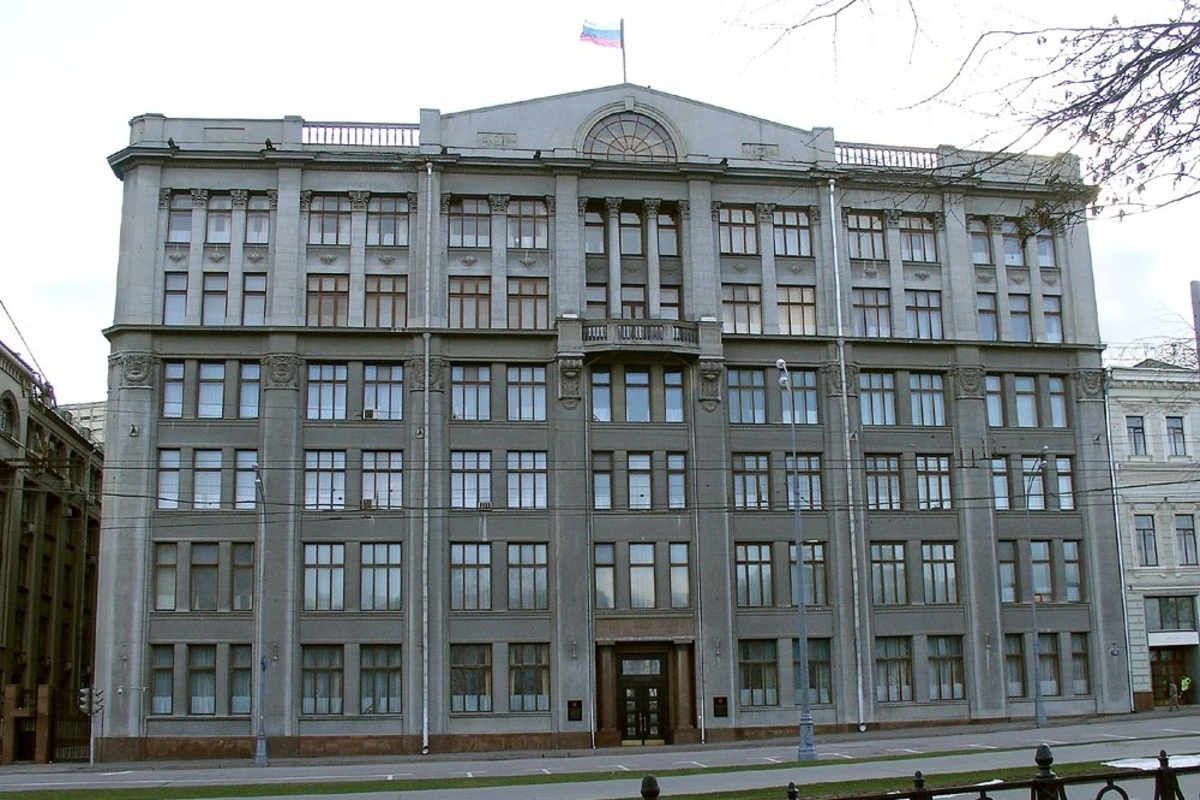 По данным нескольких источников в провластных СМИ, с июня крупным подконтрольным изданиям рекомендовали не размещать фото и видео последствий атак ВСУ по российской территории и активнее демонстрировать результаты ударов российских сил по Украине.