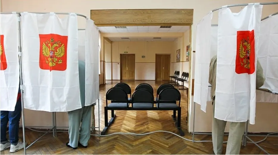 Документ призван фиксировать нарушения и поддерживать решения комиссии, но вызывает сомнения у оппонентов и усиливает дискуссии о независимом контроле за голосованием.
