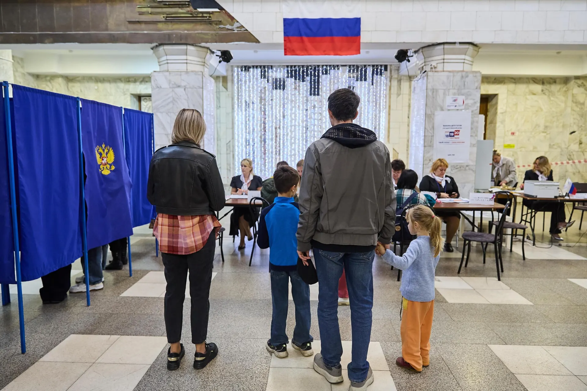 Явка оказалась выше, чем в предыдущие кампании; подведение итогов третьего дня голосования.