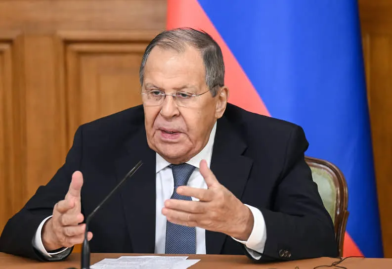 Министр иностранных дел России сообщил, что информационная кампания вокруг операции в Украине сохранится и усилится.