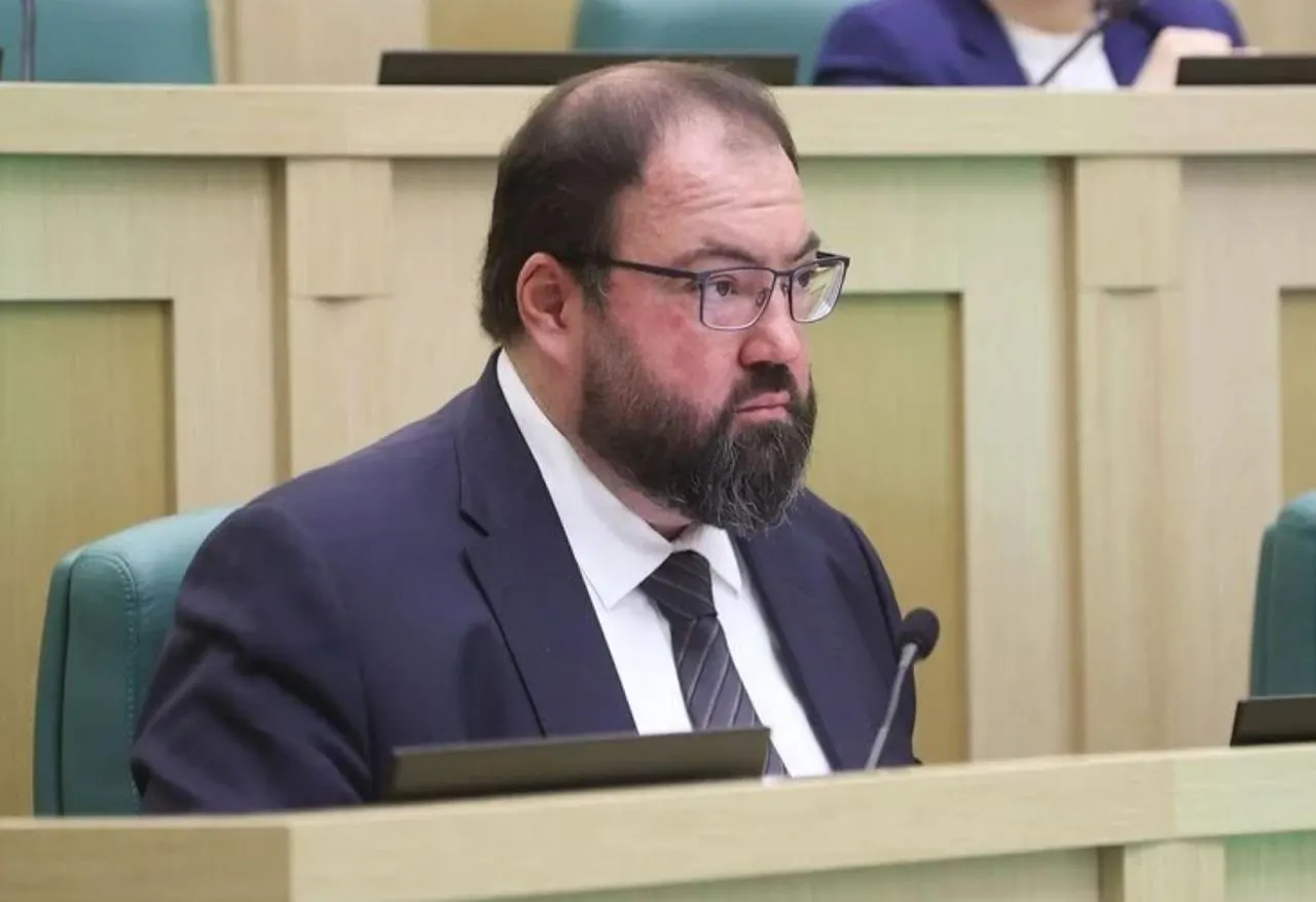 Минцифры и Минобороны обсуждают меры по защите дата-центров после серии атак БПЛА на инфраструктуру «Яндекса»; восстановление может занять месяцы.